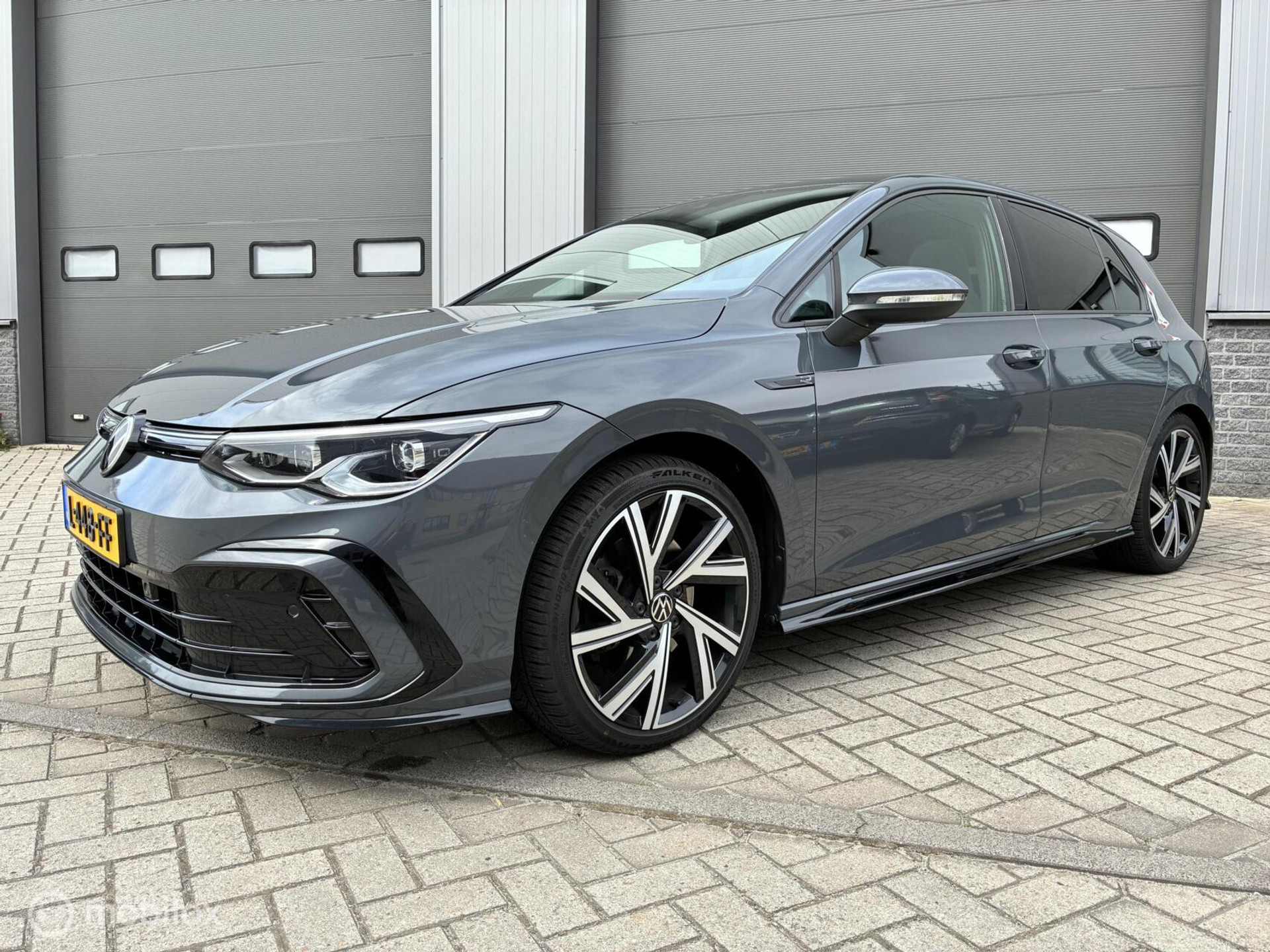 Volkswagen Golf 1.5 eTSI R-Line | Pano | Bomvol!