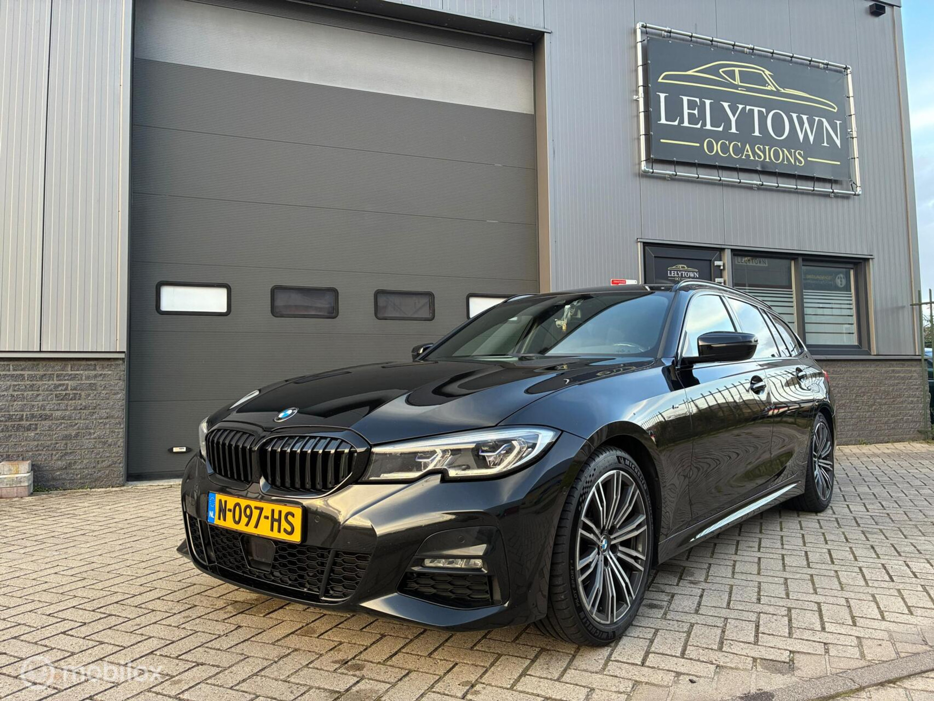 BMW 3 Serie Touring 320i | Leder | Camera | ACC | M-Pakket |